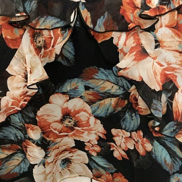 Nicholas NWOT Lola Ruffle Floral Print Silk Blouse. Size 0. - Picture 3 of 11